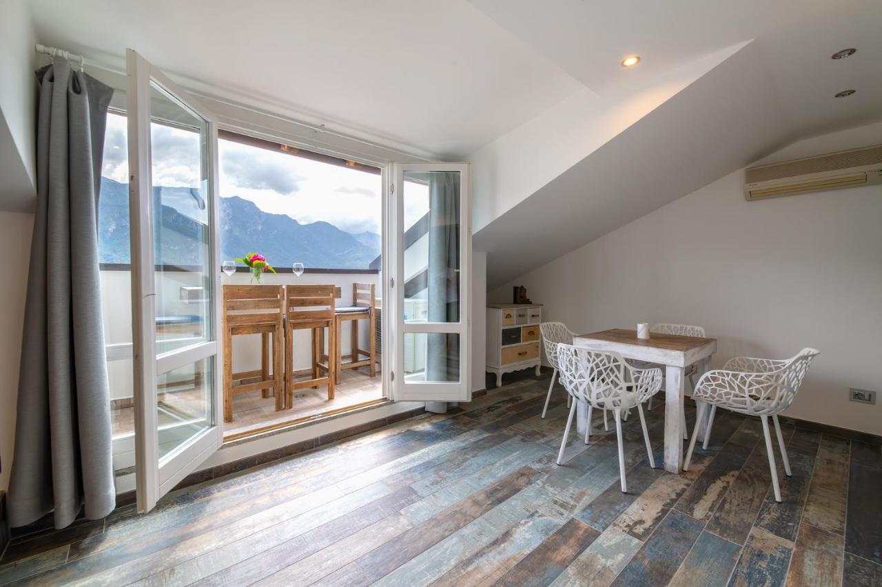 Max Apartment Белладжо Экстерьер фото